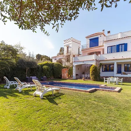 With Private Pool And Large Garden L'Escala