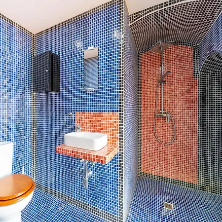 With Private Pool And Large Garden Villa L'Escala
